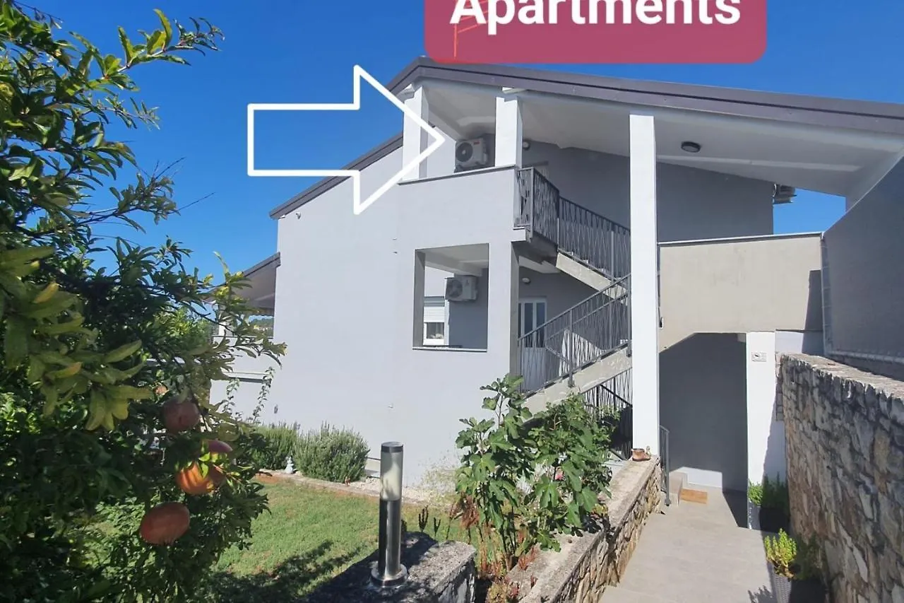 ゲストハウス Apartments Paliska Located In The Countryside Near Porec Jasenovica