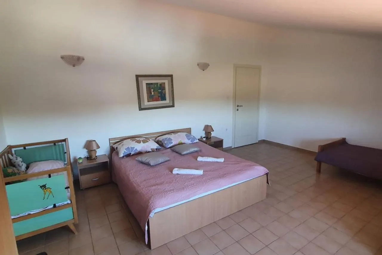 Apartments Paliska Located In The Countryside Near Porec Jasenovica 3*,  クロアチア