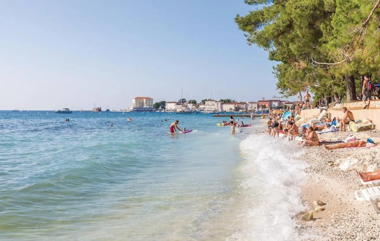 *** Gostinjska kuća Apartments Paliska Located In The Countryside Near Porec Croatia