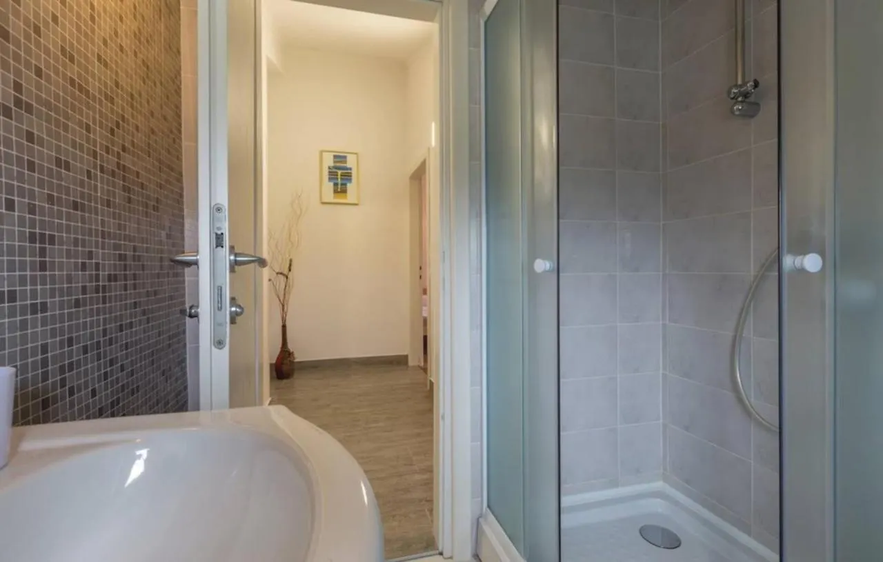 Apartments Paliska Located In The Countryside Near Porec Gostinjska kuća Jasenovica (Istria)